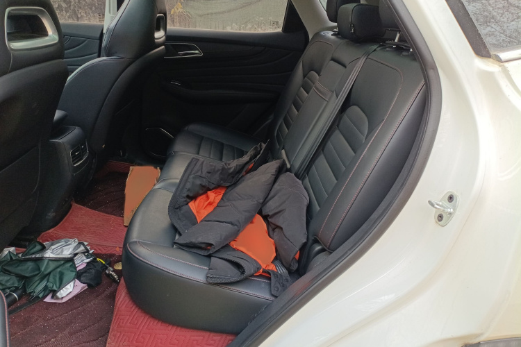 名爵HS 2018款 20T 自动两驱荷尔蒙激情版 国V中控内饰7004