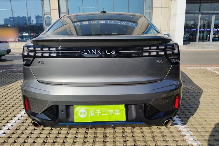 领克05 2020款 2.0TD 两驱耀Halo车身外观6