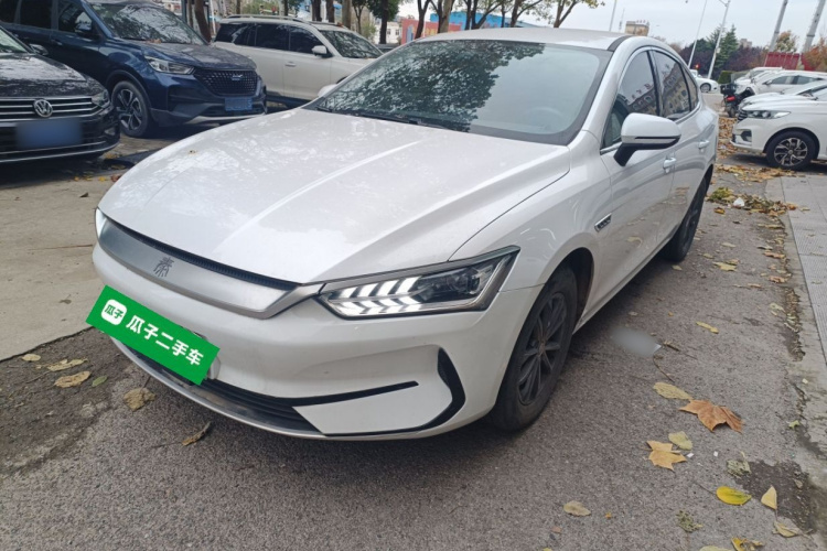 比亚迪 秦PLUS 2021款 EV 400KM 豪华型车身外观1