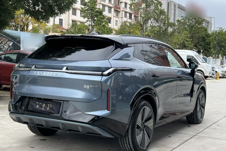 领克08 EM-P 2025款 220km 四驱性能Halo车身外观6008