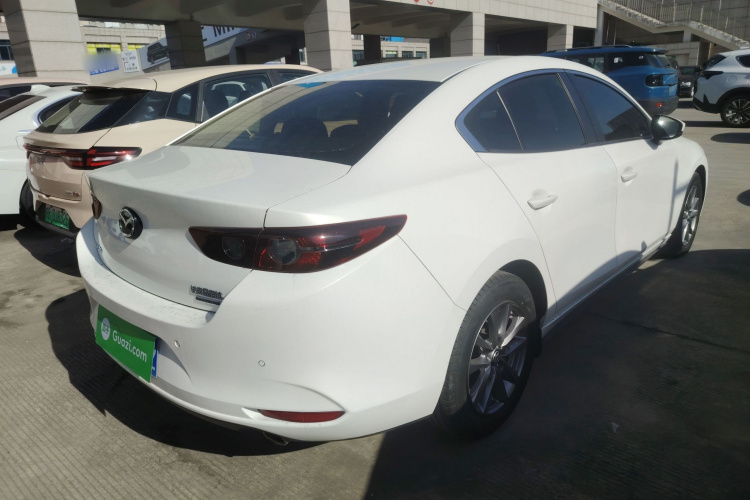 马自达3 昂克赛拉 2020款 1.5L 自动质悦天窗版车身外观7