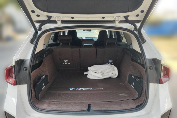 宝马X1 2024款 sDrive25Li M运动套装中控内饰23