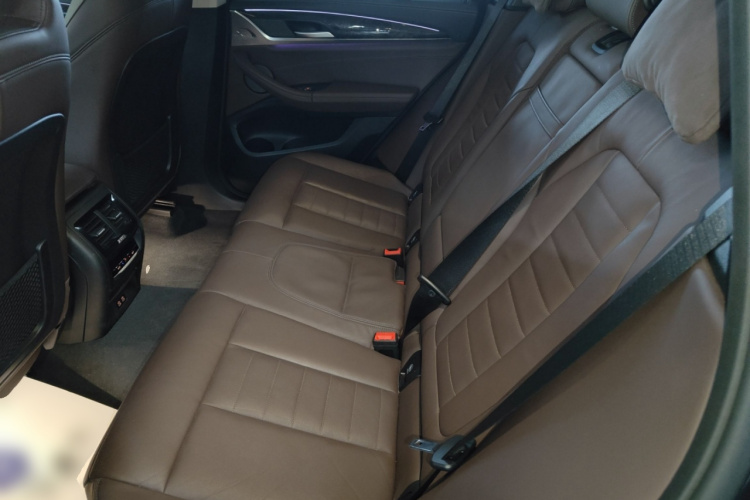 宝马X3 2021款 xDrive30i 领先型 M运动套装中控内饰21