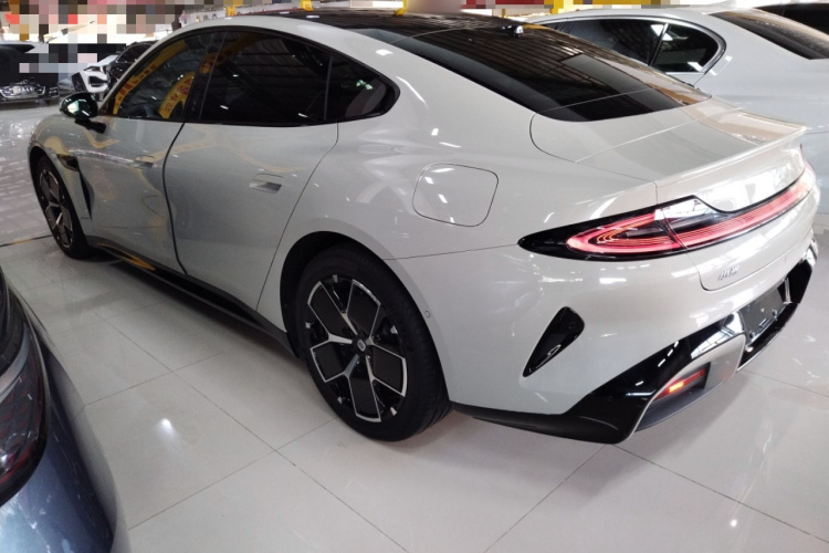 小米汽车 小米SU7 2024款 后驱超长续航高阶智驾Pro版车身外观6003