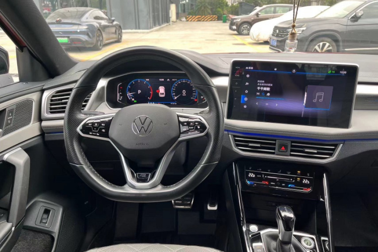 大众 探岳X 2023款 330TSI 两驱旗舰智慧版中控内饰7002