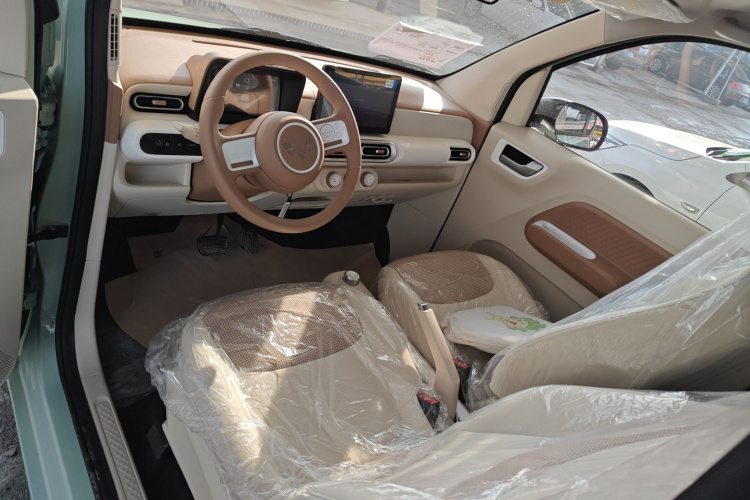 五菱汽车 宏光MINIEV 2024款 第三代 215km 青春版中控内饰7002