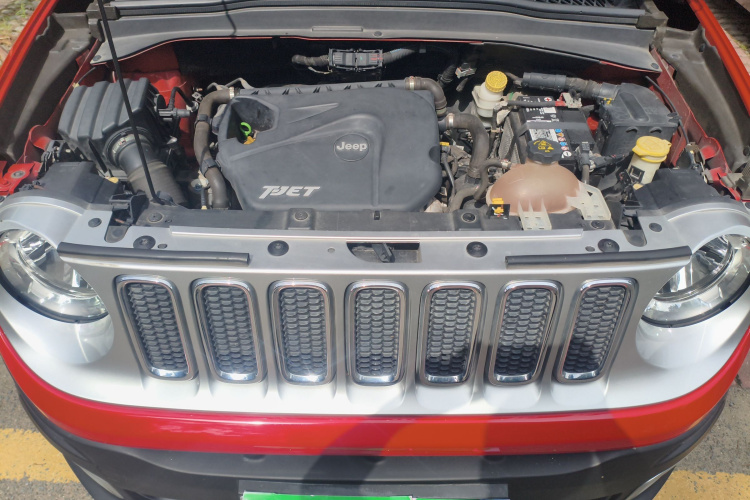 Jeep 自由侠 2016款 1.4T 自动智能版局部细节24