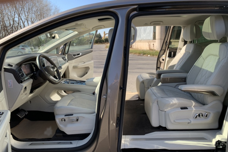 大众 威然 2022款 380TSI 旗舰版中控内饰7006