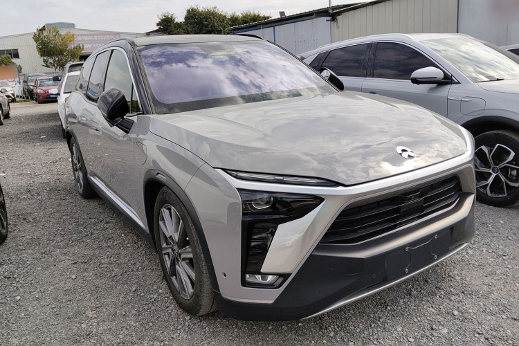 蔚来ES8 2020款 415KM 六座版车身外观3