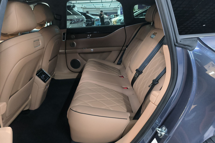 鸿蒙智行 享界S9T 2025款 增程 Ultra长续航版中控内饰21