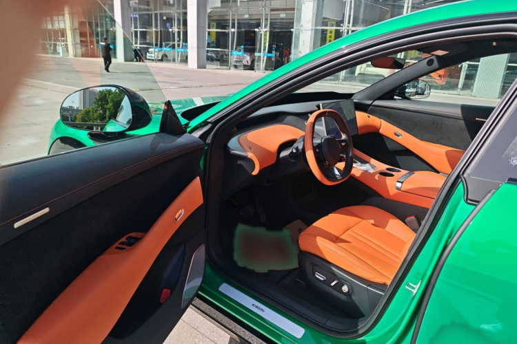 小米汽车 小米YU7 2025款 超长续航后驱版中控内饰7002