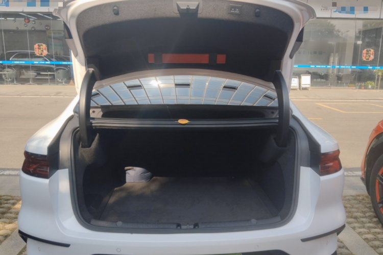 比亚迪 汉 2022款 DM-p 202KM 四驱旗舰型局部细节23