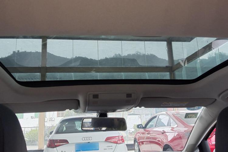 大众 高尔夫 2019款 280TSI DSG舒适型 国VI中控内饰7007