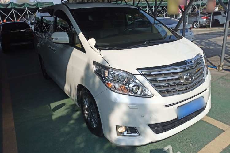 丰田 埃尔法 2012款 3.5L 豪华版车身外观3