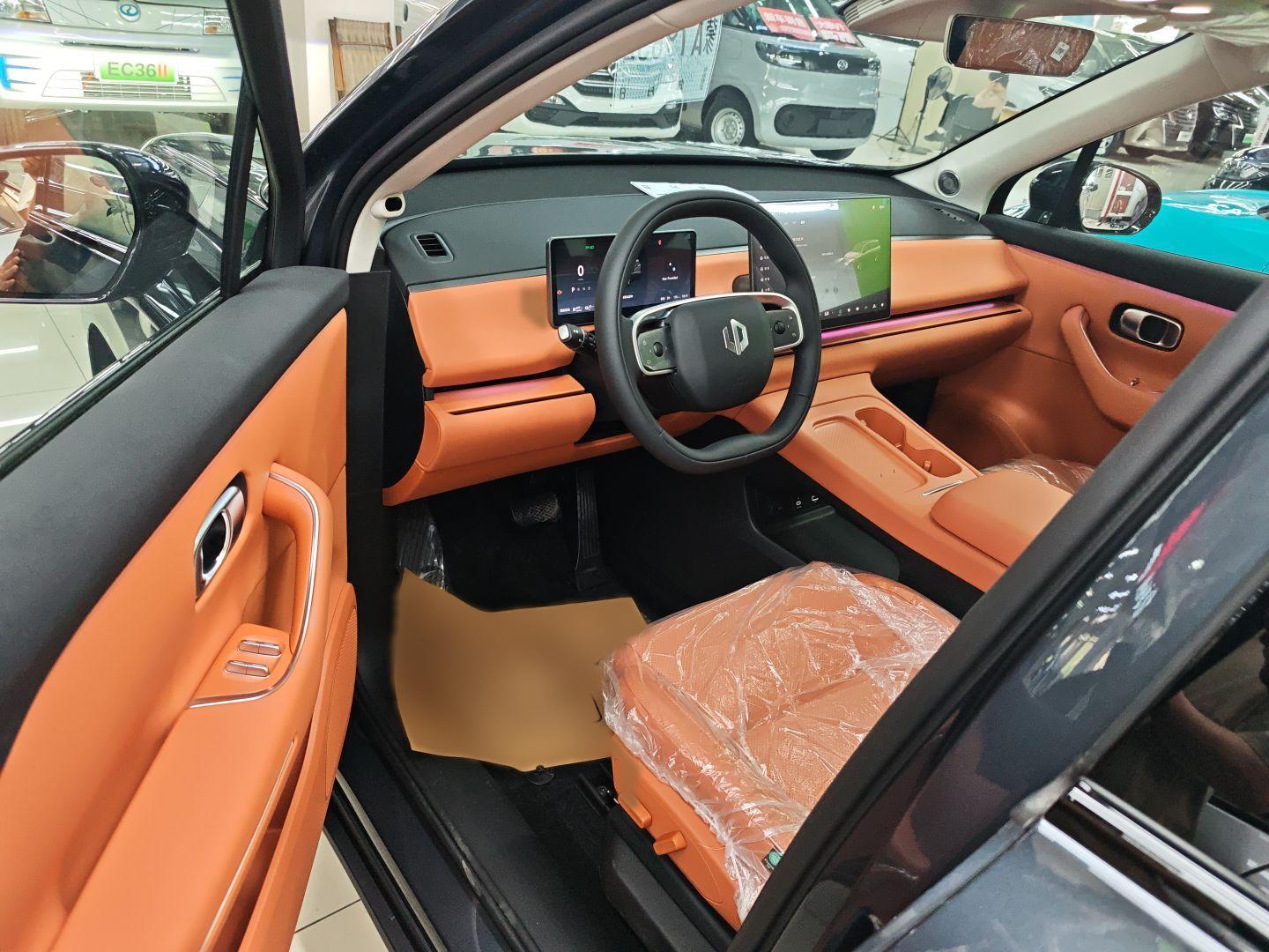 零跑汽车 零跑C16 2024款 增程 200尊享版