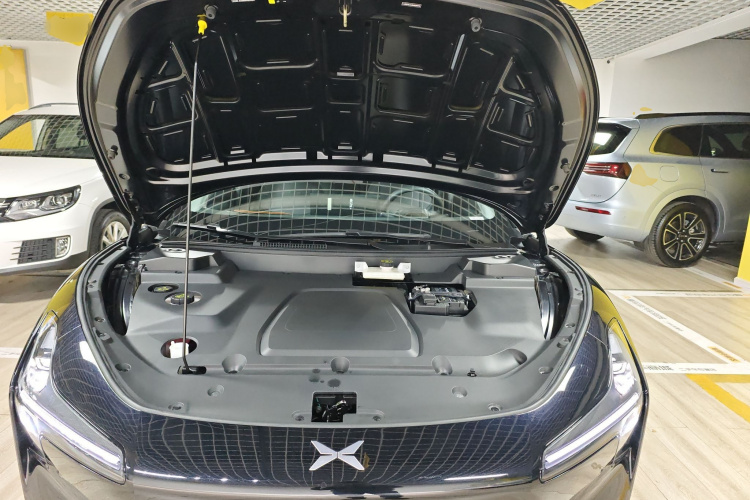 小鹏MONA M03 2024款 515 长续航机舱底盘24