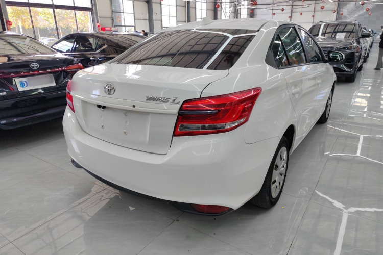 丰田 YARiS L 致享 2017款 1.5E CVT魅动版车身外观7