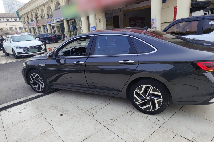 大众 速腾 2023款 200TSI DSG超越版车身外观6003