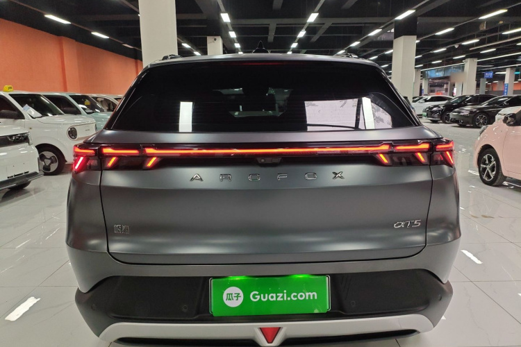 ARCFOX极狐 极狐 阿尔法T5(ARCFOX αT5) 2024款 660 MAX车身外观6004