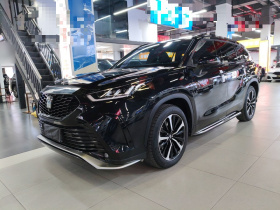 丰田 皇冠陆放 2022款 2.5L HEV四驱尊贵版