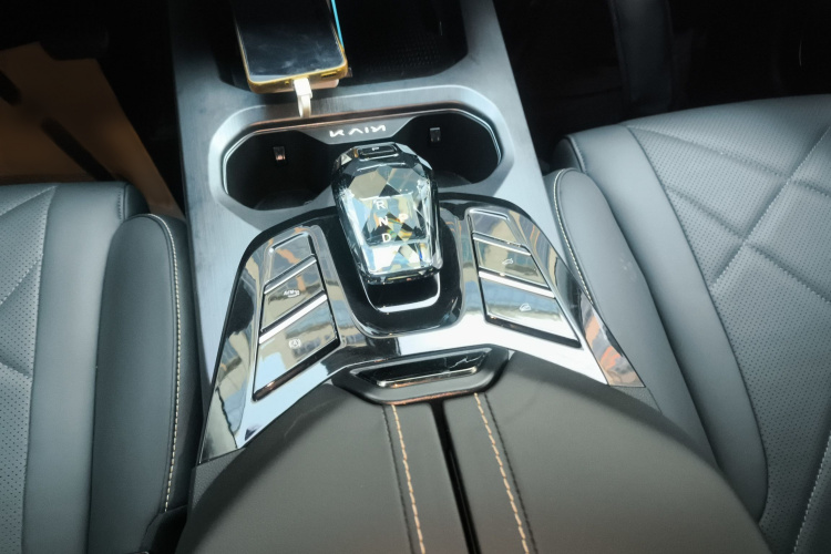 凯翼昆仑 2023款 昆仑 300 天际版局部细节18