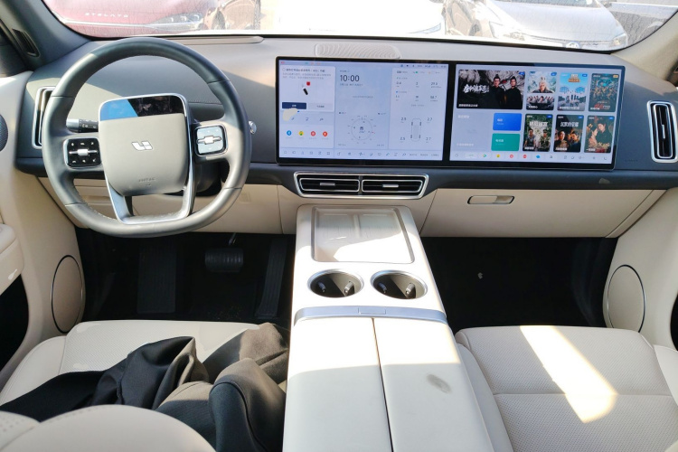 理想汽车 理想L7 2024款 Ultra中控内饰7002