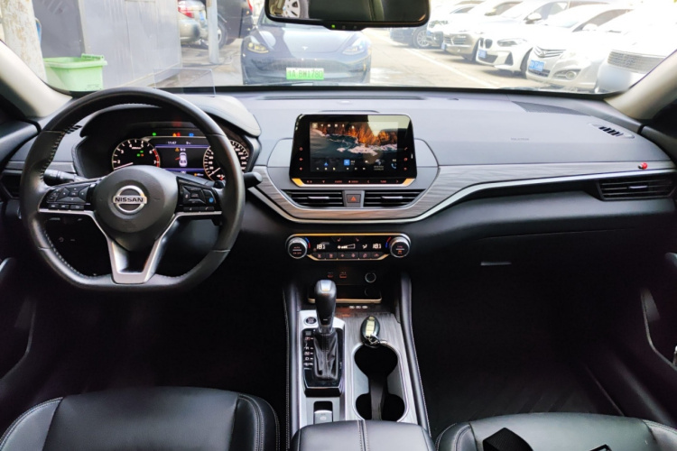 日产 天籁 2021款 2.0T XL Upper AD1 智享领航版中控内饰12