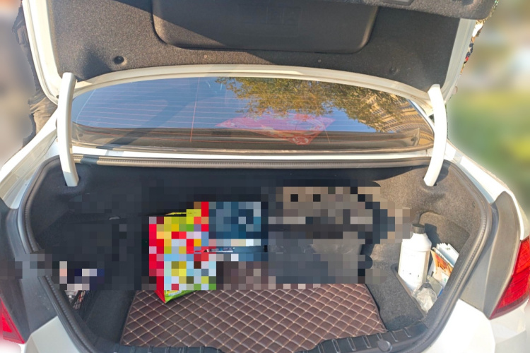 宝马5系 2017款 525Li 领先型中控内饰23