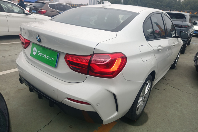 宝马1系 2019款 118i M运动套装车身外观6004