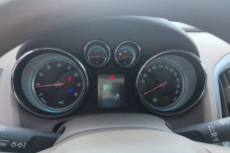 别克 英朗 2013款 GT 1.6L 自动时尚版局部细节14