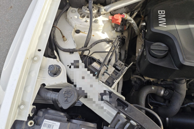 宝马X4 2014款 xDrive20i X设计套装局部细节9006