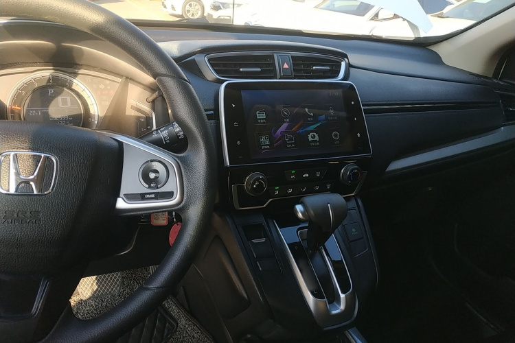 本田CR-V 2018款 240TURBO CVT两驱舒适版中控内饰12