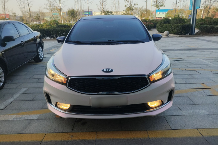 起亚K3 2016款 1.6L 自动GL车身外观2