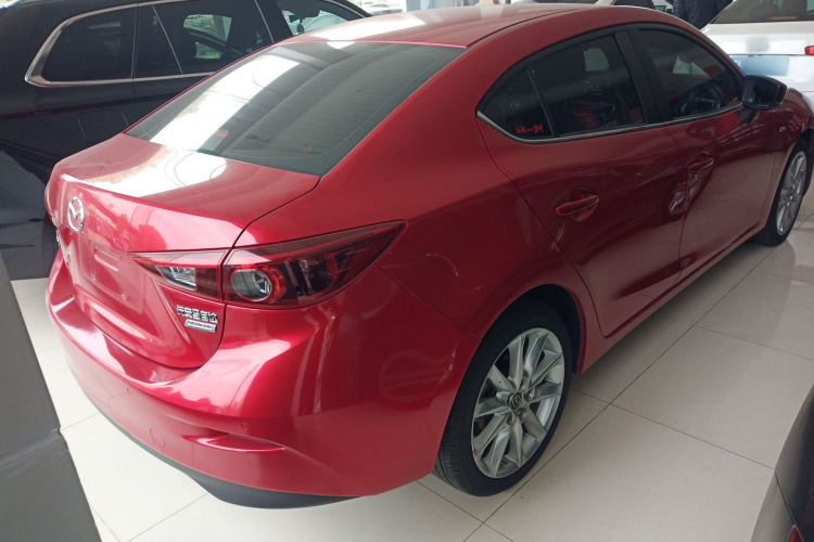 马自达3 昂克赛拉 2017款 三厢 2.0L 自动尊贵型 国V车身外观7