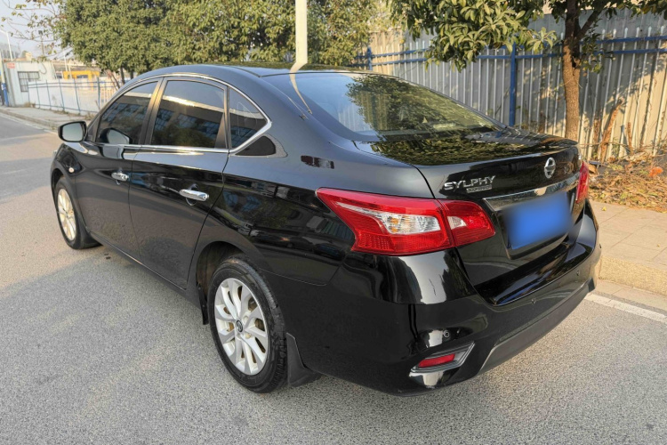 日产 轩逸 2022款 经典 1.6XE CVT舒适版车身外观6003