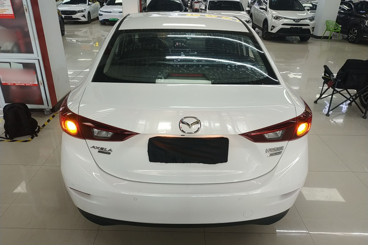 马自达3 昂克赛拉 2016款 三厢 1.5L 自动豪华型车身外观6004