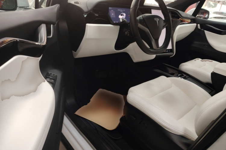 特斯拉 Model X 2019款 长续航版中控内饰20