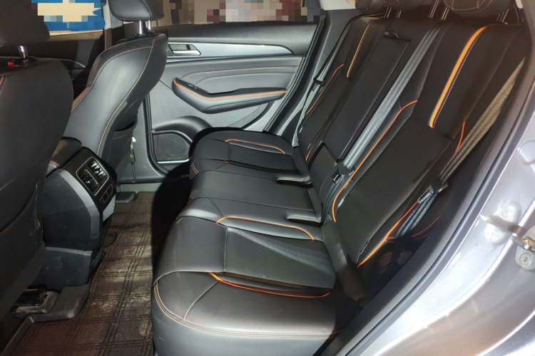 哈弗F7 2021款 2.0T 两驱i范中控内饰21