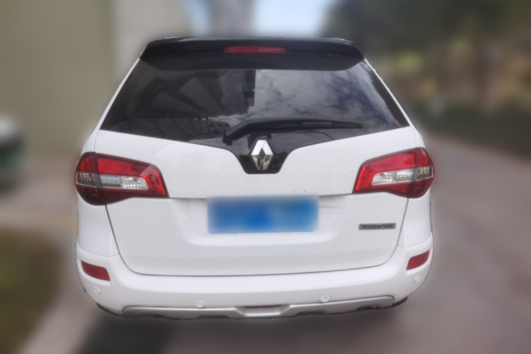 雷诺 科雷傲(进口) 2013款 2.5L 两驱舒适版车身外观6