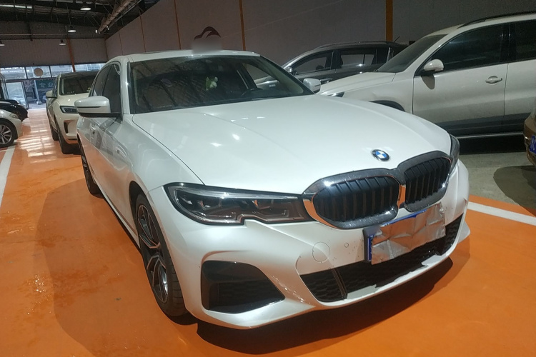 宝马3系 2020款 改款 325Li M运动套装车身外观3