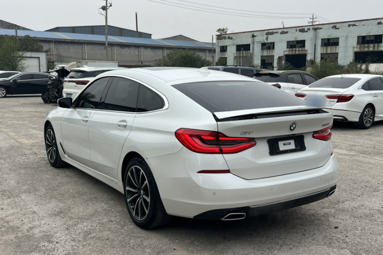 宝马6系GT 2021款 改款 630i 豪华设计套装车身外观6005