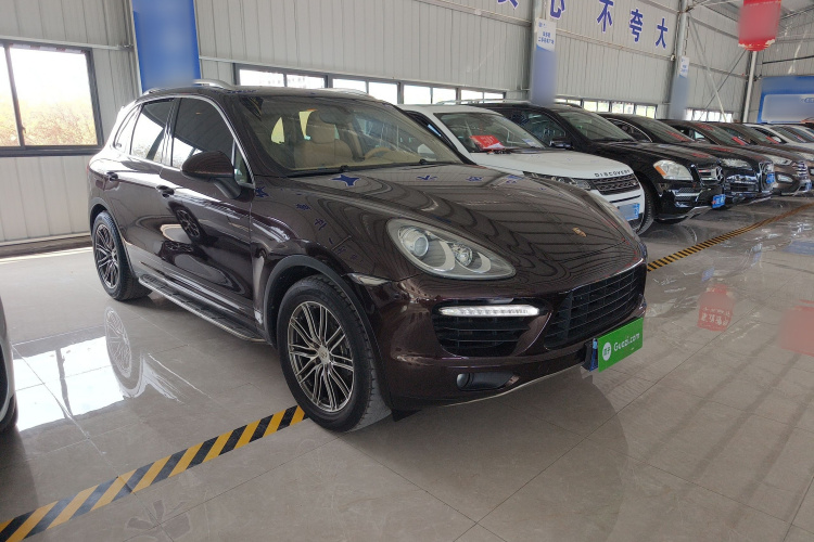 保时捷 2011款 Cayenne 3.0T车身外观3