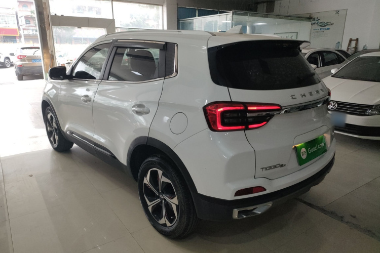 奇瑞 瑞虎5x 2021款 超级英雄版 1.5L CVT豪华型车身外观4