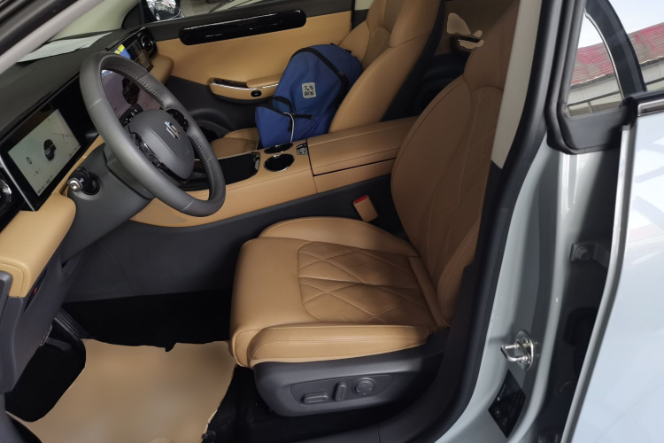 零跑汽车 零跑C01 2024款 增程 316尊享版中控内饰19