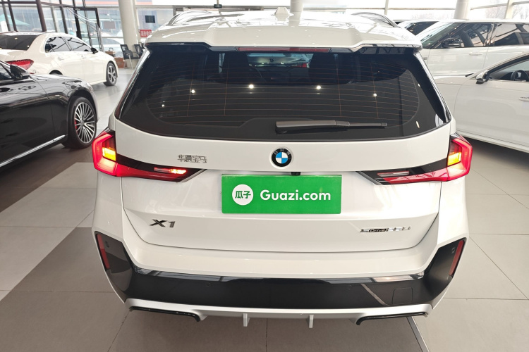 宝马X1 2024款 sDrive25Li M运动套装车身外观6