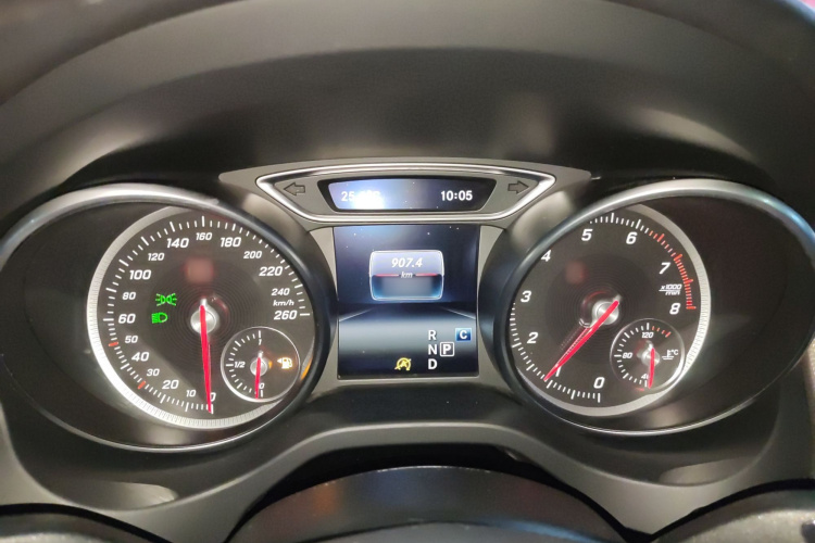 奔驰CLA 2016款 改款 CLA 200 时尚型局部细节14