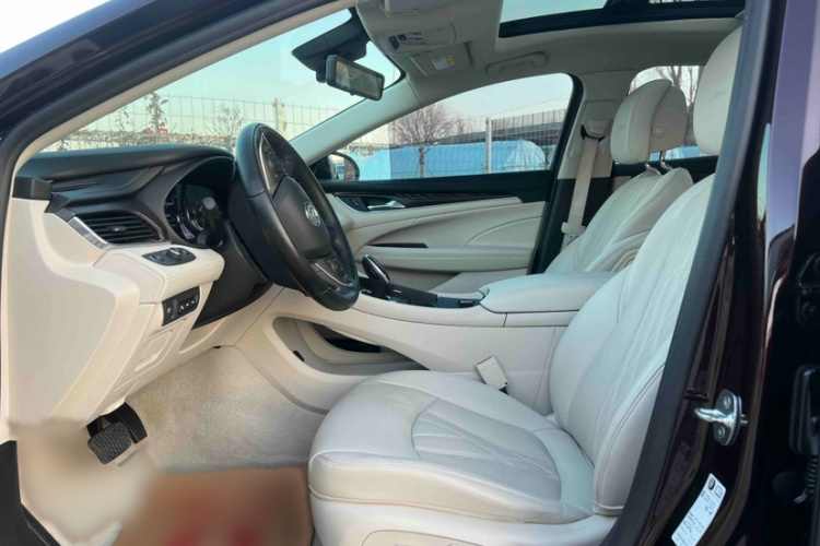 别克 君越 2022款 Avenir艾维亚 先享型局部细节19