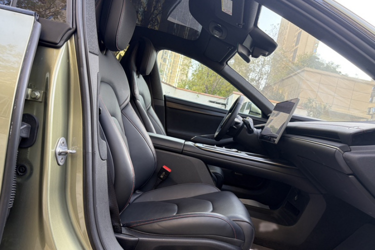 小米汽车 小米SU7 2024款 后驱长续航智驾版局部细节41