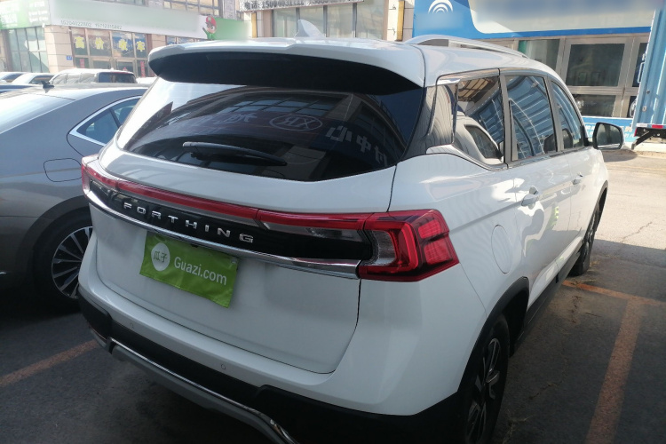 东风风行 风行T5 2021款 1.5T 自动舒适型车身外观7