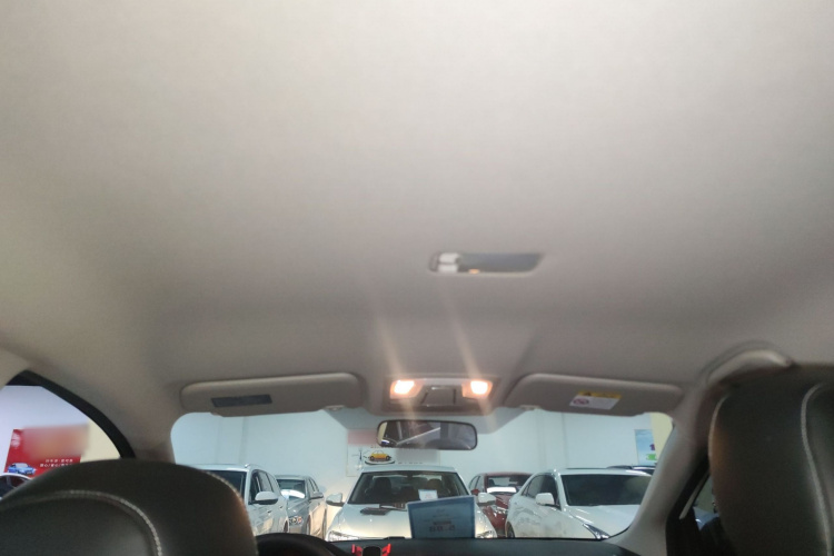 日产 轩逸 2024款 经典 1.6XE CVT舒适版中控内饰22